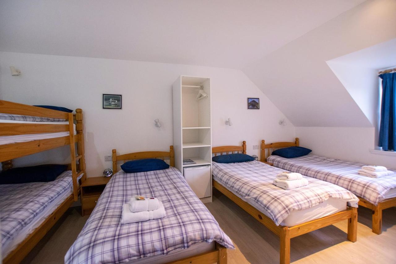 Corran Bunkhouse Hotel Bagian luar foto Hostel room in Iceland