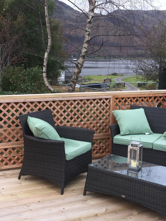 Corran Bunkhouse Hotel Bagian luar foto A view of the River Tay from the hotel